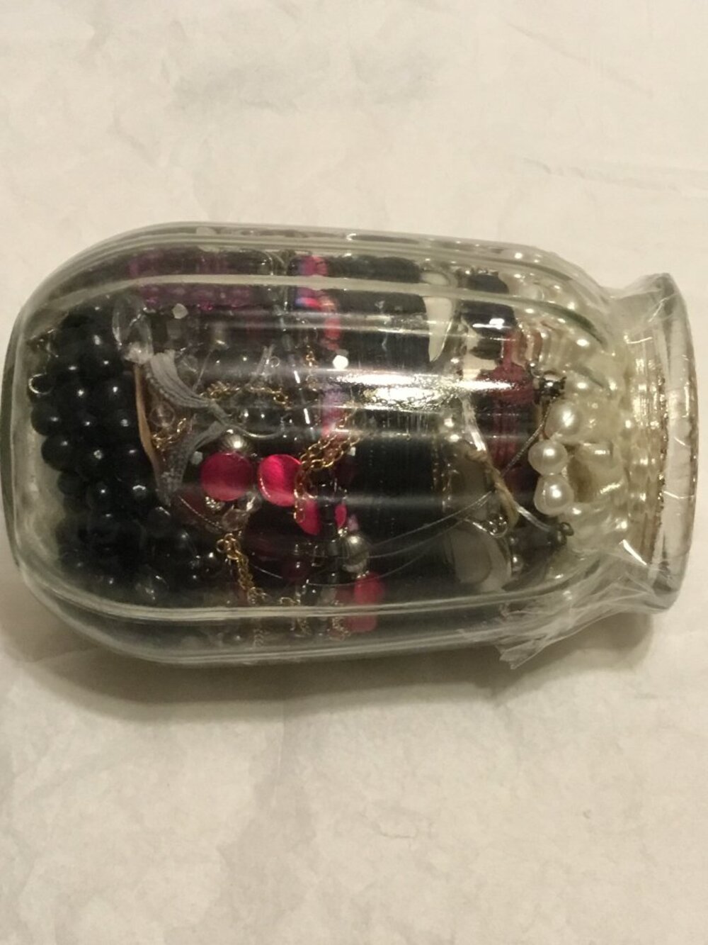 Large and heavy vase filled with lots of good, wearable or resaleable jewelry - Picture 12 of 16
